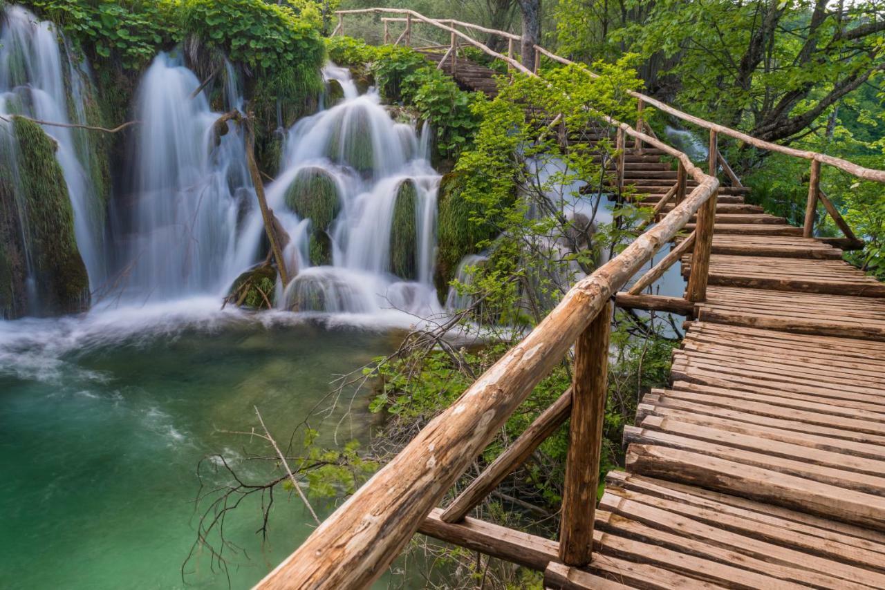 Fenomen Plitvice Resort Plitvicka Jezera Exterior photo